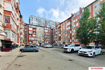 Фото №1: 1-комнатная квартира 35 м², 4/6 эт. - Краснодар, мкр. Прикубанский внутригородской округ, ул. Кирилла Россинского, 69
