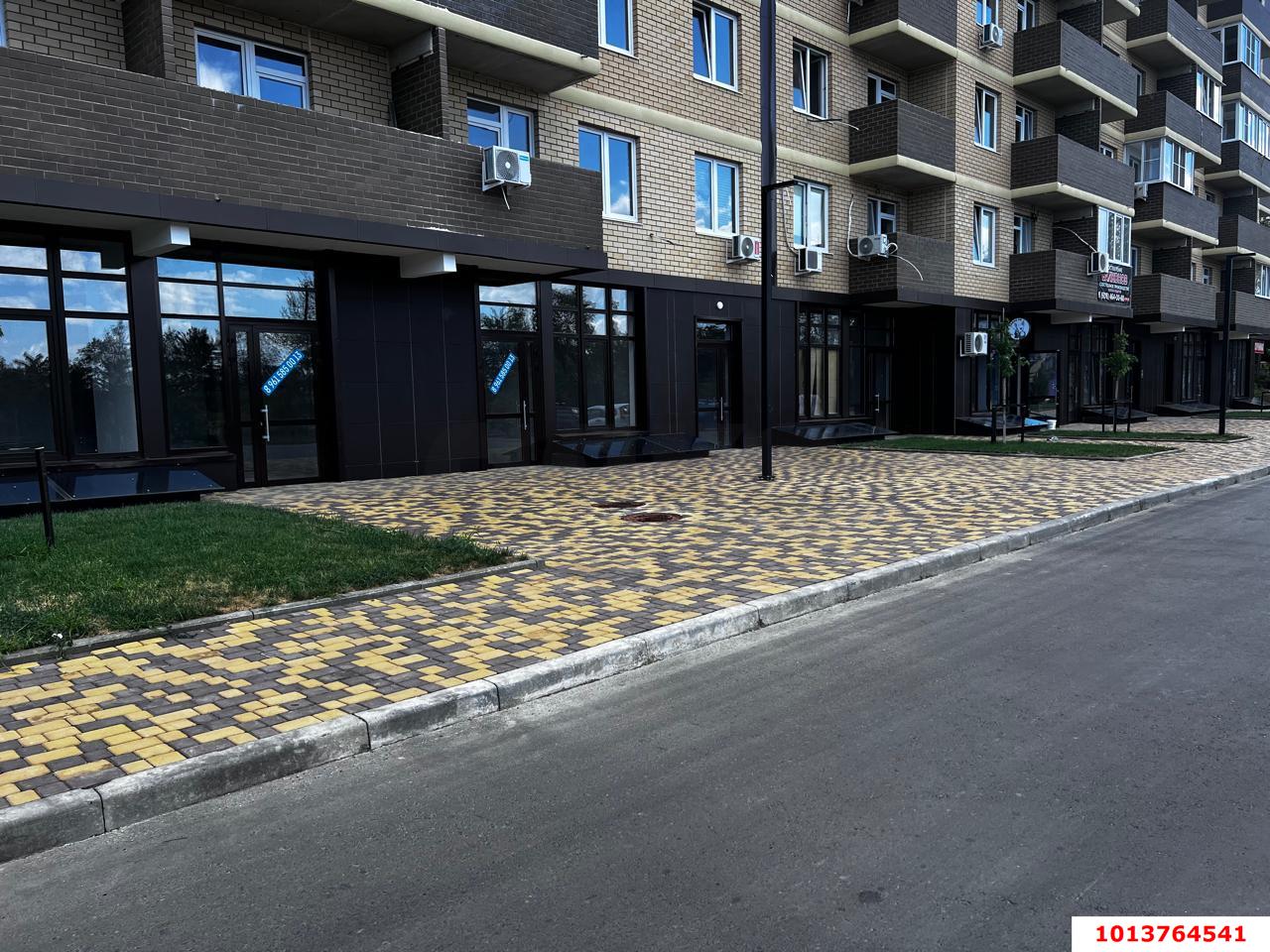 Фото №4: Торговое помещение 38&nbsp;м², 1/19&nbsp;эт. - Краснодар, Прикубанский внутригородской округ, мкр. Молодёжный, ул. Дубравная, 1