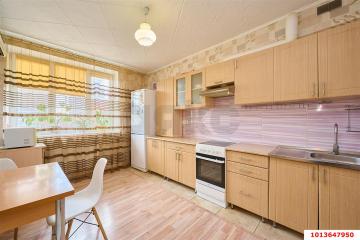 Фото №1: 2-комнатная квартира 58 м², 1/7 эт. - Краснодар, мкр. Ростовское Шоссе, ул. Жигулёвская, 15