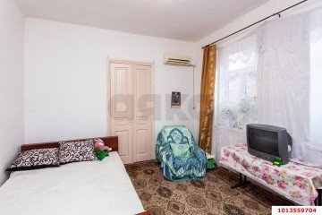 Фото №5: 3-комнатная квартира 40 м² - Краснодар, мкр. Центральный, ул. Фрунзе, 82