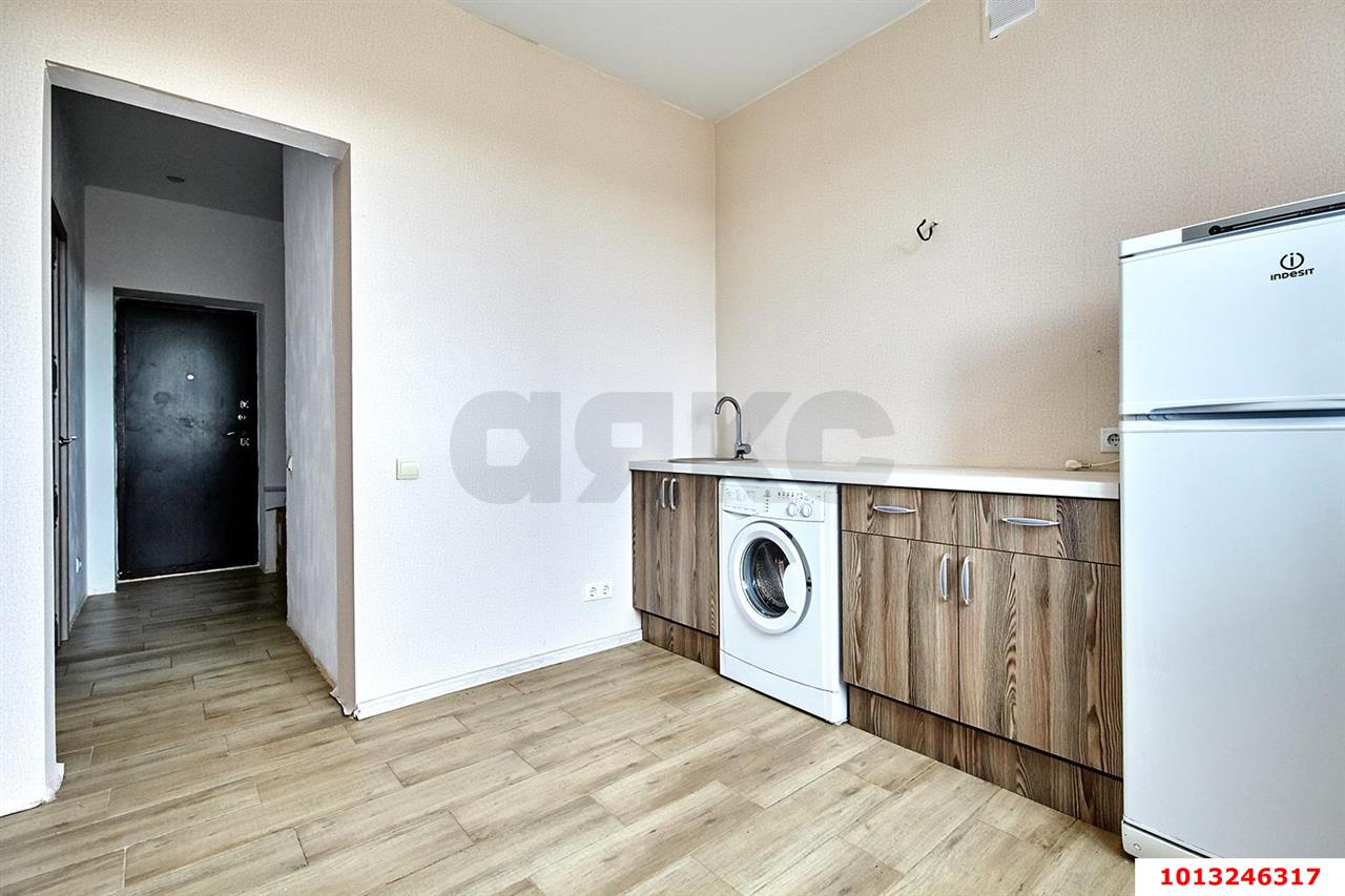 Фото №1: 1-комнатная квартира 35&nbsp;м², 4/4&nbsp;эт. - Краснодар, Прикубанский внутригородской округ, мкр. Фестивальный, ул. имени Симиренко, 11