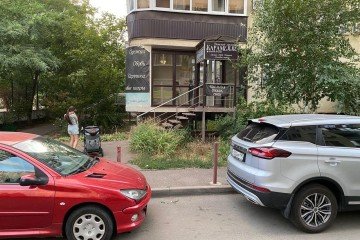 Фото №2: Торговое помещение 70 м² - Краснодар, мкр. Краевая Клиническая Больница, ул. имени 40-летия Победы, 87