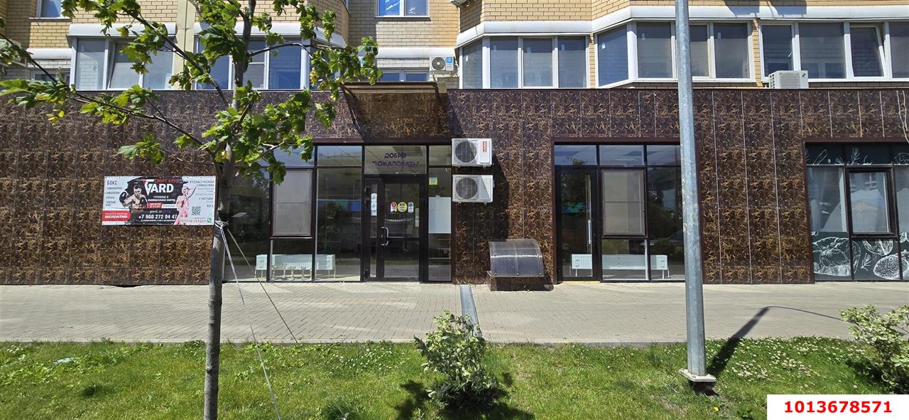 Фото №2: Торговое помещение 120&nbsp;м², 1/13&nbsp;эт. - Краснодар, Прикубанский внутригородской округ, Славянский, мкр. Светлоград, ул. Красных Партизан, 1/4к11