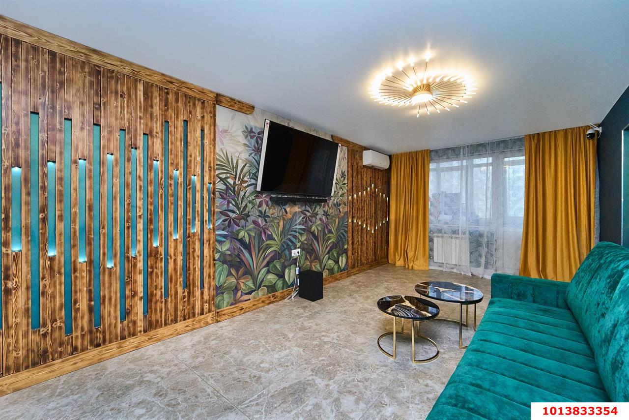 Фото №10: 3-комнатная квартира 75&nbsp;м², 7/10&nbsp;эт. - Краснодар, Западный внутригородской округ, мкр. Юбилейный, ул. 70-летия Октября, 24