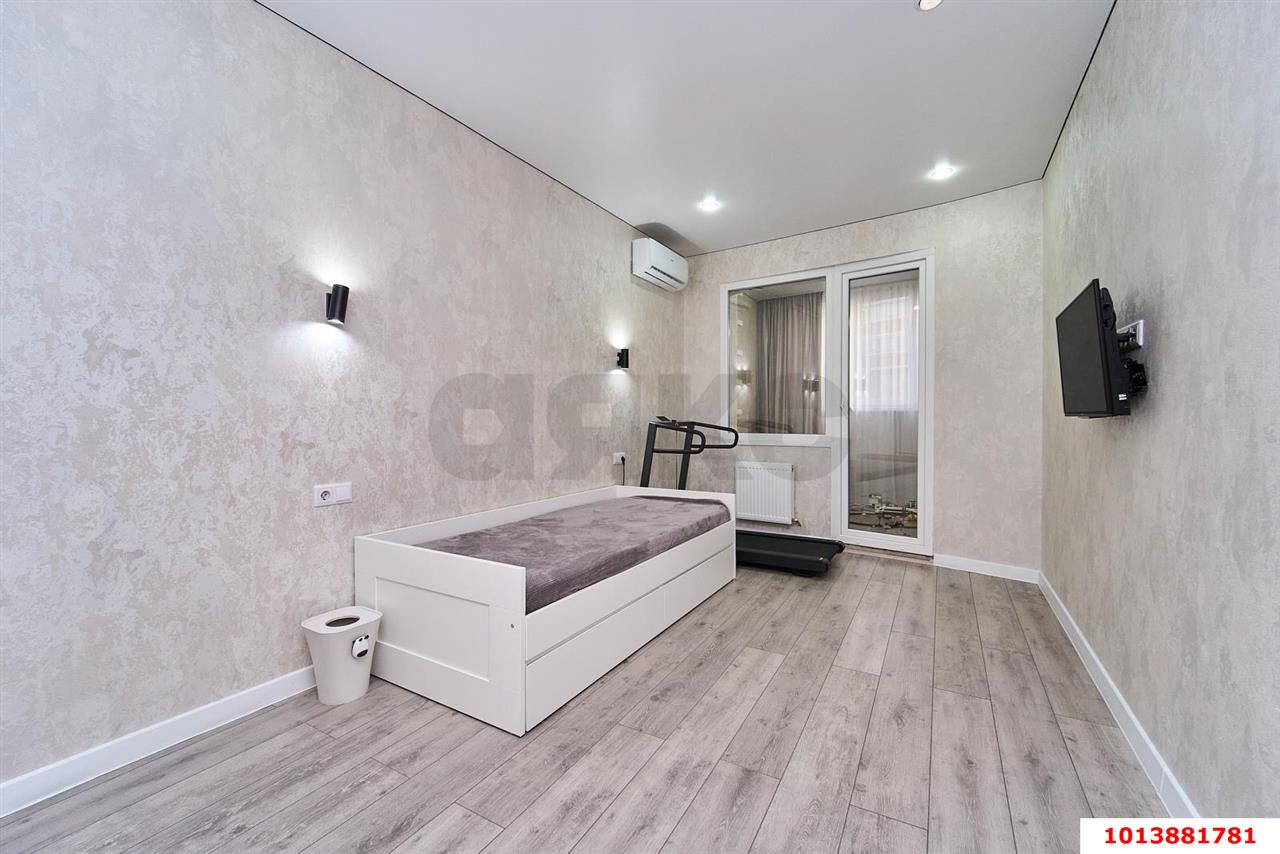 Фото №8: 3-комнатная квартира 110&nbsp;м², 8/16&nbsp;эт. - Краснодар, Прикубанский внутригородской округ, Россинского, мкр. жилой комплекс Видный, ул. Командорская, 3к2