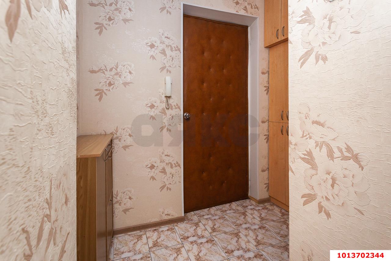 Фото №7: 1-комнатная квартира 46&nbsp;м², 3/5&nbsp;эт. - Краснодар, Западный внутригородской округ, мкр. Центральный, ул. Карасунская, 44