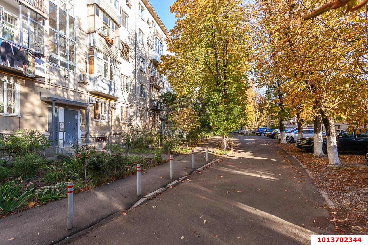 Фото №12: 1-комнатная квартира 46&nbsp;м², 3/5&nbsp;эт. - Краснодар, Западный внутригородской округ, мкр. Центральный, ул. Карасунская, 44