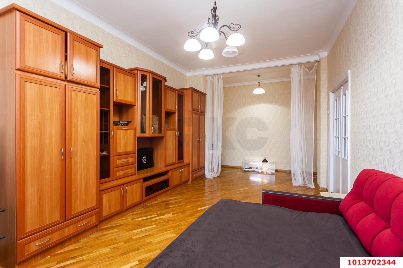 Фото №4: 1-комнатная квартира 46&nbsp;м², 3/5&nbsp;эт. - Краснодар, Западный внутригородской округ, мкр. Центральный, ул. Карасунская, 44