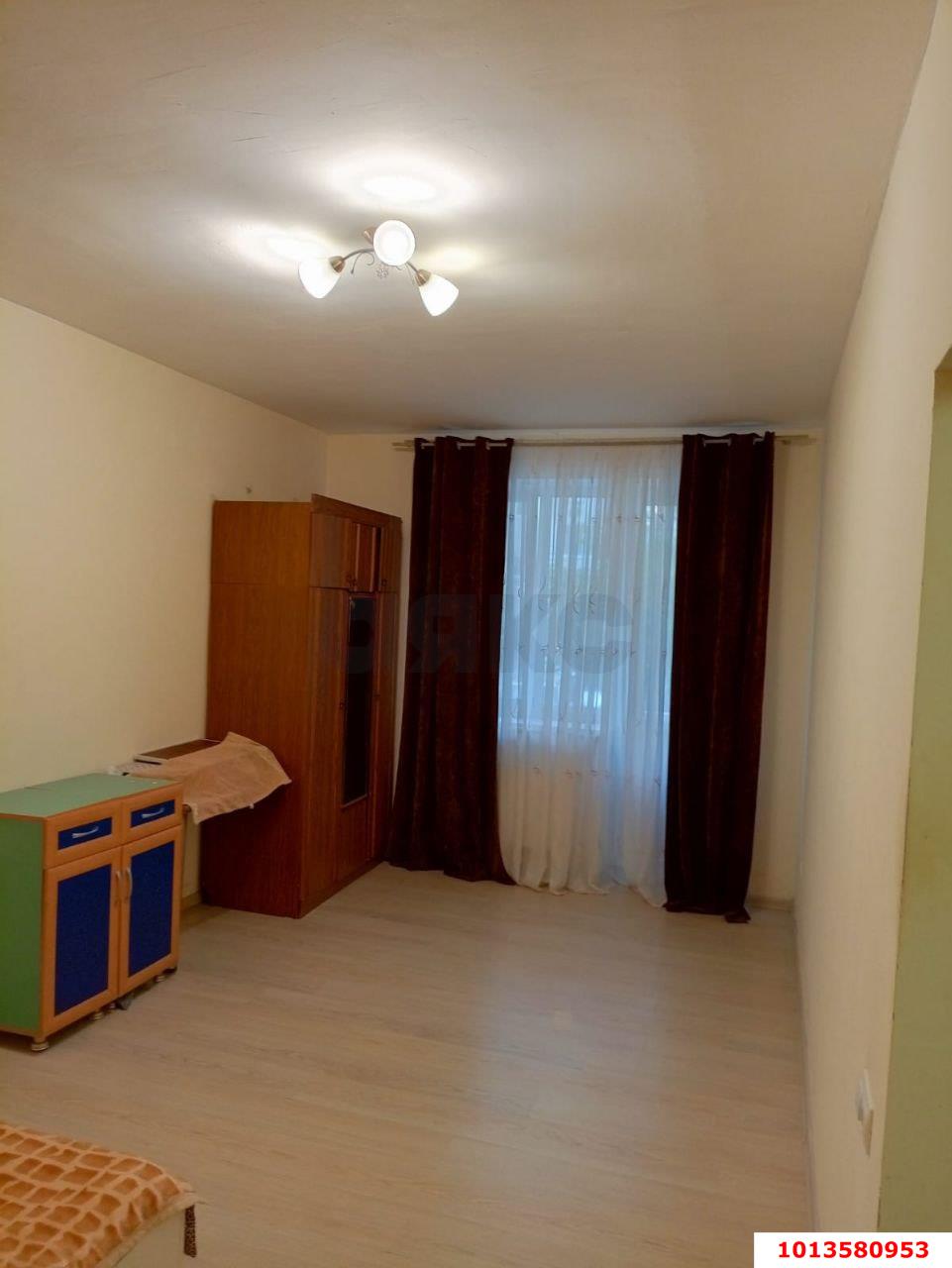 Фото №3: 1-комнатная квартира 42&nbsp;м², 1/6&nbsp;эт. - Краснодар, Прикубанский внутригородской округ, мкр. Музыкальный, ул. Московская, 124