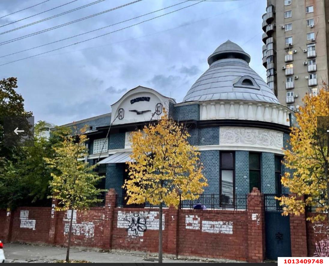 Фото №1: Отдельное здание 570&nbsp;м², 1/2&nbsp;эт. - Краснодар, Центральный внутригородской округ, мкр. Центральный, ул. Ленина, 53
