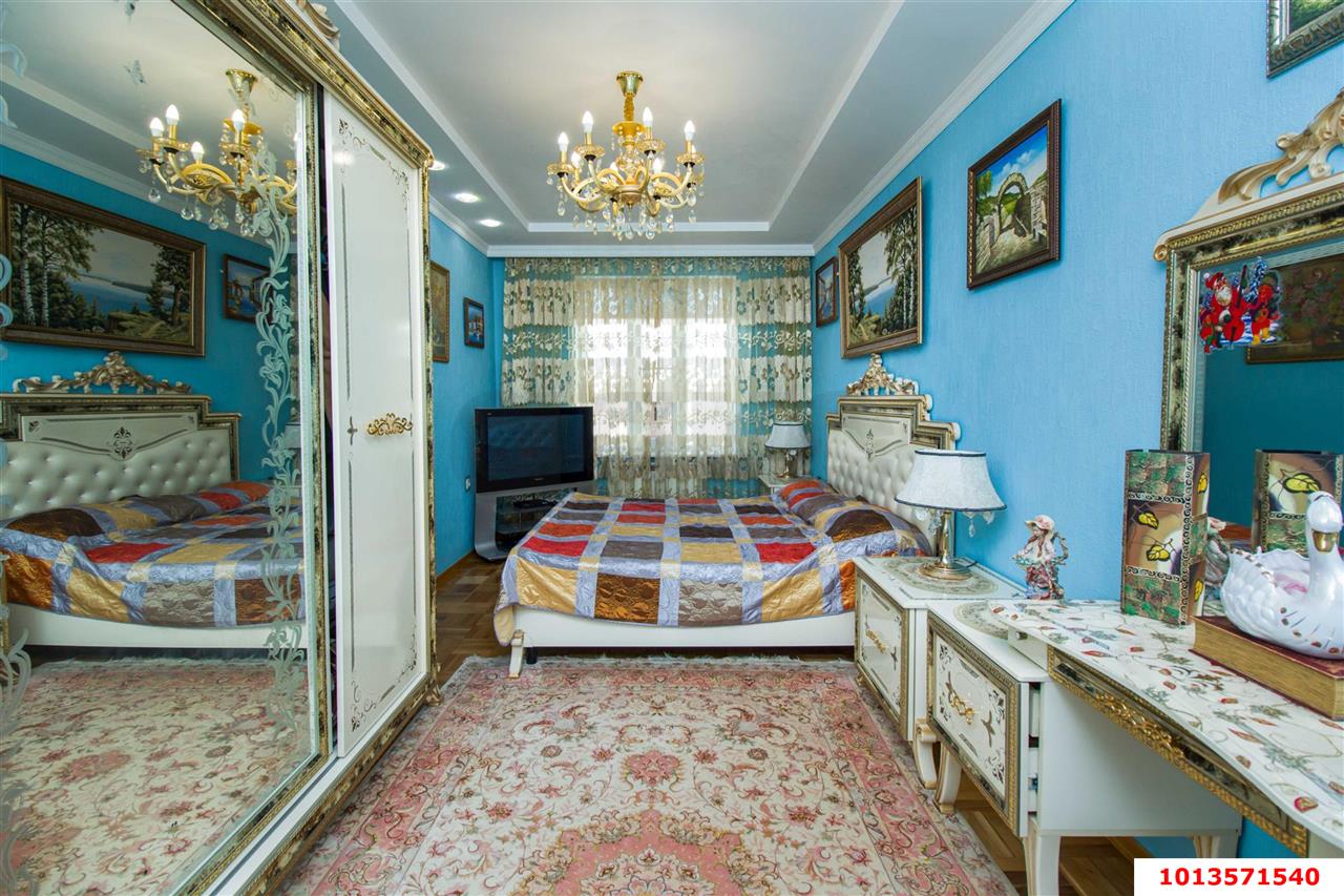 Фото №7: Дом 410&nbsp;м² + 10&nbsp;сот., 3&nbsp;эт. - Краснодар, Прикубанский внутригородской округ, Калинино, мкр. Завод Радиоизмерительных Приборов, ул. им. Ягодина М. Д., 67