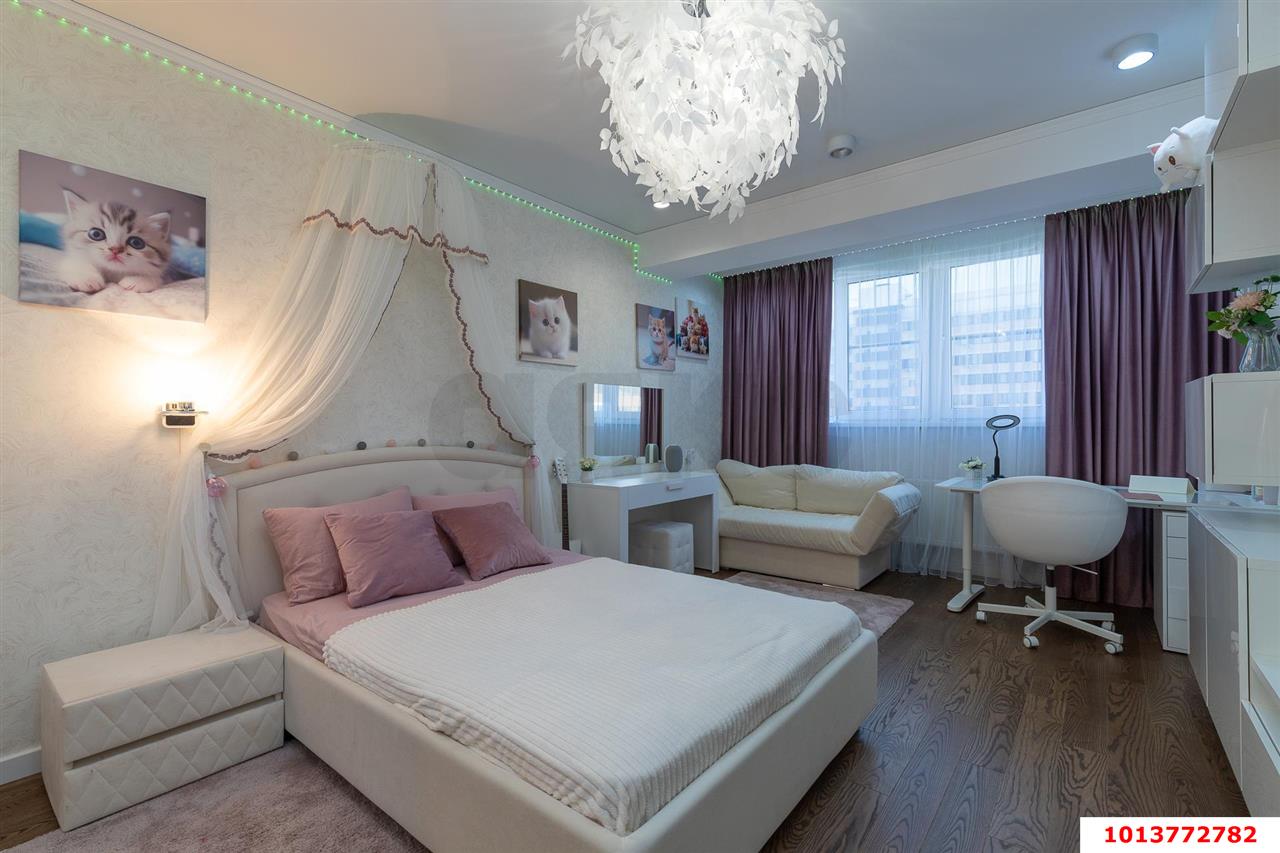 Фото №10: 2-комнатная квартира 100&nbsp;м², 11/25&nbsp;эт. - Краснодар, Западный внутригородской округ, ЖК Центральный, мкр. Центральный, ул. Будённого, 129
