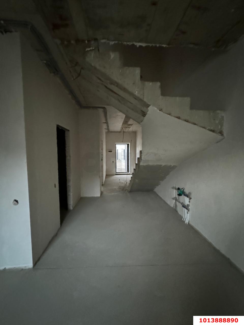 Фото №4: 3-комнатная квартира 91&nbsp;м², 1/2&nbsp;эт. - Пригородный, Карасунский внутригородской округ, мкр. Алтайский, ул. Болгарская, 14к2