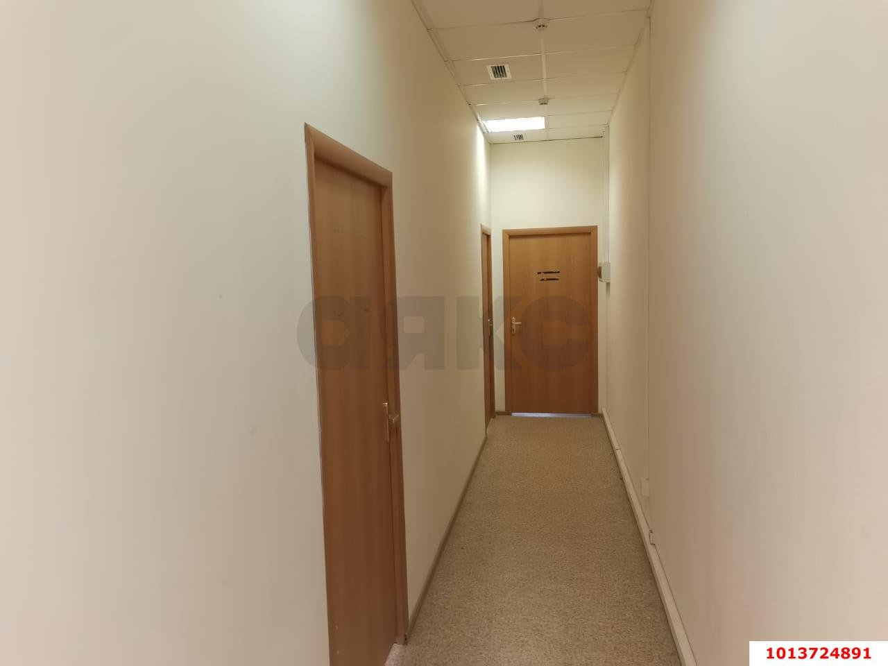 Фото №4: Офисное помещение 40&nbsp;м², 3/4&nbsp;эт. - Краснодар, мкр. Центральный внутригородской округ, ул. имени П.М. Гаврилова, 117