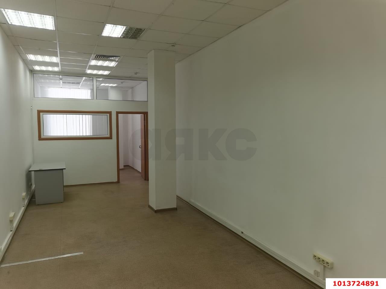 Фото №3: Офисное помещение 40&nbsp;м², 3/4&nbsp;эт. - Краснодар, мкр. Центральный внутригородской округ, ул. имени П.М. Гаврилова, 117