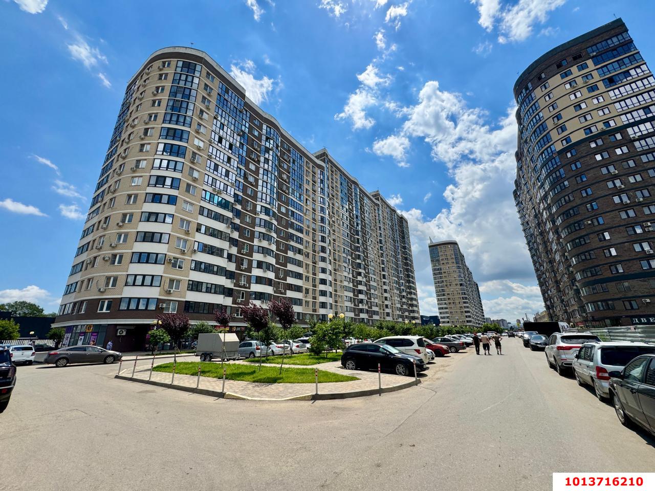 Фото №3: Торговое помещение 89&nbsp;м², 1/19&nbsp;эт. - Краснодар, Прикубанский внутригородской округ, Россинского, мкр. жилой комплекс Атлант, ул. Адмирала Крузенштерна, 6/3