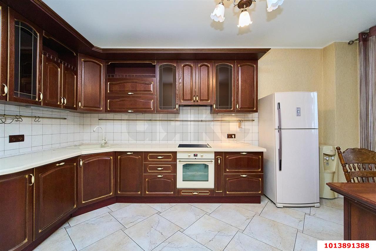 Фото №3: 2-комнатная квартира 90&nbsp;м², 15/16&nbsp;эт. - Краснодар, Центральный внутригородской округ, мкр. Центральный, ул. Промышленная, 19/2