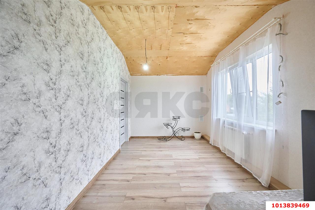 Фото №8: Дом 152&nbsp;м² + 4&nbsp;сот., 2&nbsp;эт. - СНТ Лотос, мкр. Карасунский внутригородской округ, ул. Вишнёвая, 7