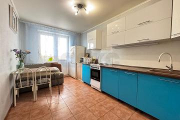 Фото №1: 1-комнатная квартира 45 м², 4/17 эт. - Краснодар, мкр. ЖК Времена Года, ул. Евгении Жигуленко, 4