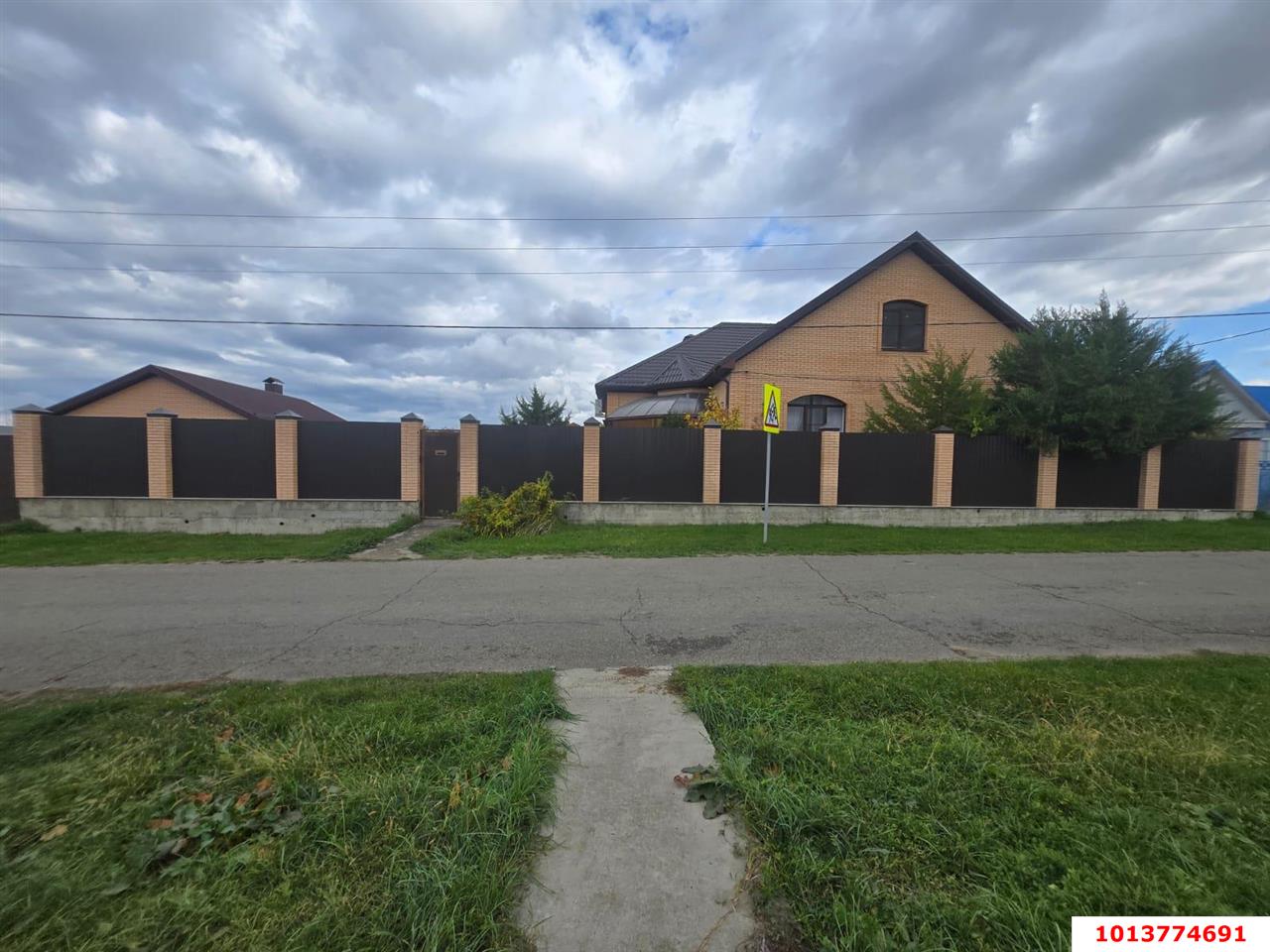 Фото №4: Дом 183&nbsp;м² + 17&nbsp;сот., 1&nbsp;эт. - Калужская, ул. Красная, 19