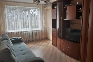 Фото №1: 2-комнатная квартира 47 м², 3/5 эт. - Краснодар, мкр. Фестивальный, ул. Атарбекова, 41
