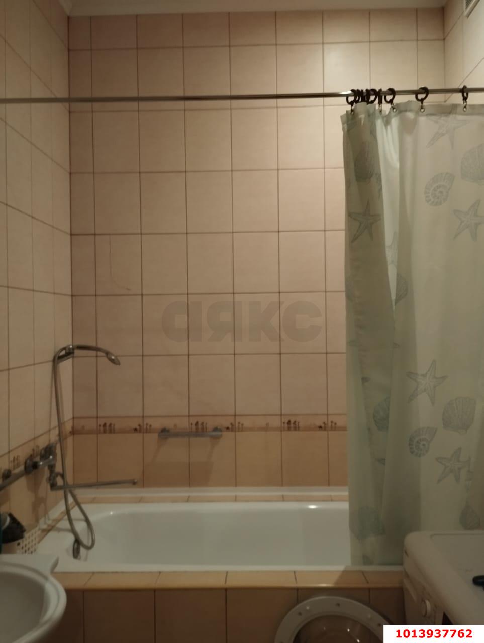 Фото №7: 1-комнатная квартира 54&nbsp;м², 3/4&nbsp;эт. - Краснодар, мкр. Прикубанский внутригородской округ, ул. Городская, 18