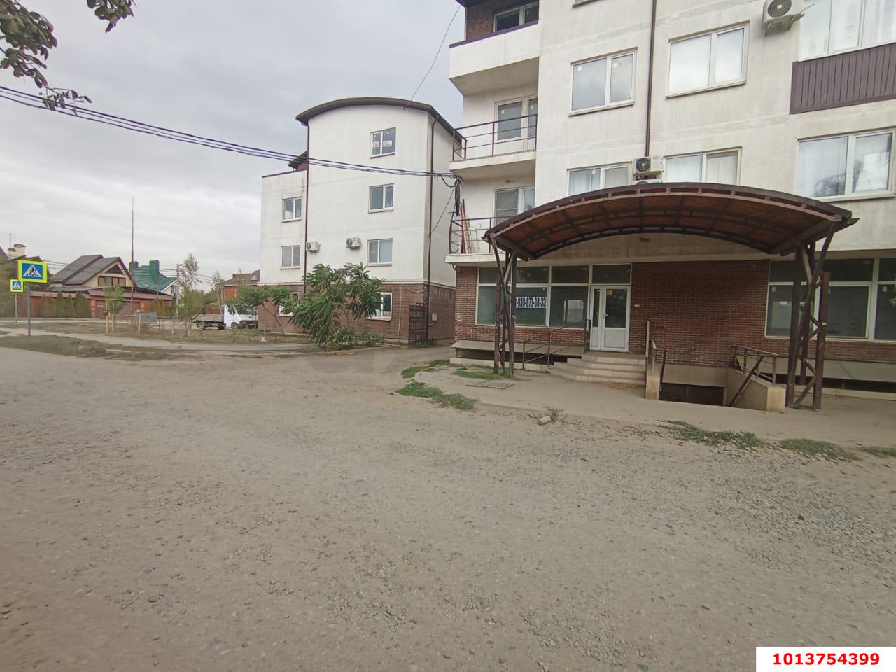 Фото №3: Офисное помещение 11&nbsp;м², -1/4&nbsp;эт. - Краснодар, Прикубанский внутригородской округ, мкр. Сады Калинина, пер. Цветной, 2