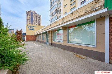 Фото №3: Торговое помещение 273 м² - Краснодар, мкр. Центральный, ул. Мира, 64