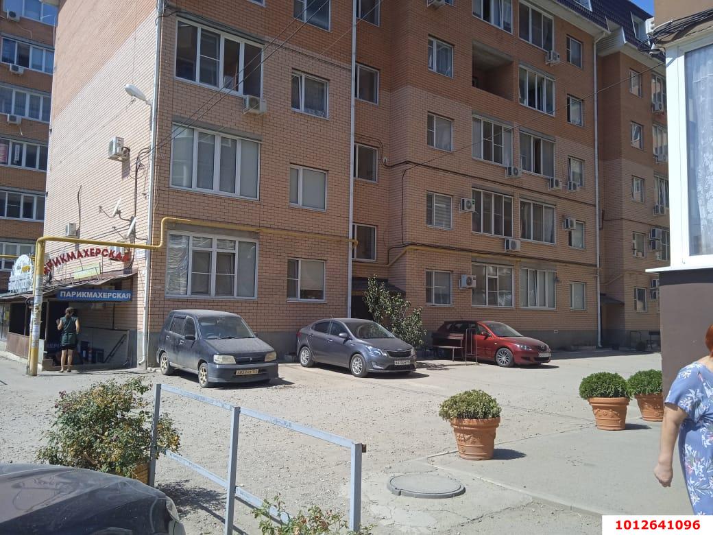 Фото №14: Торговое помещение 37&nbsp;м², 5&nbsp;эт. - Краснодар, Прикубанский внутригородской округ, мкр. Музыкальный, ул. имени Сергея Есенина, 127/2