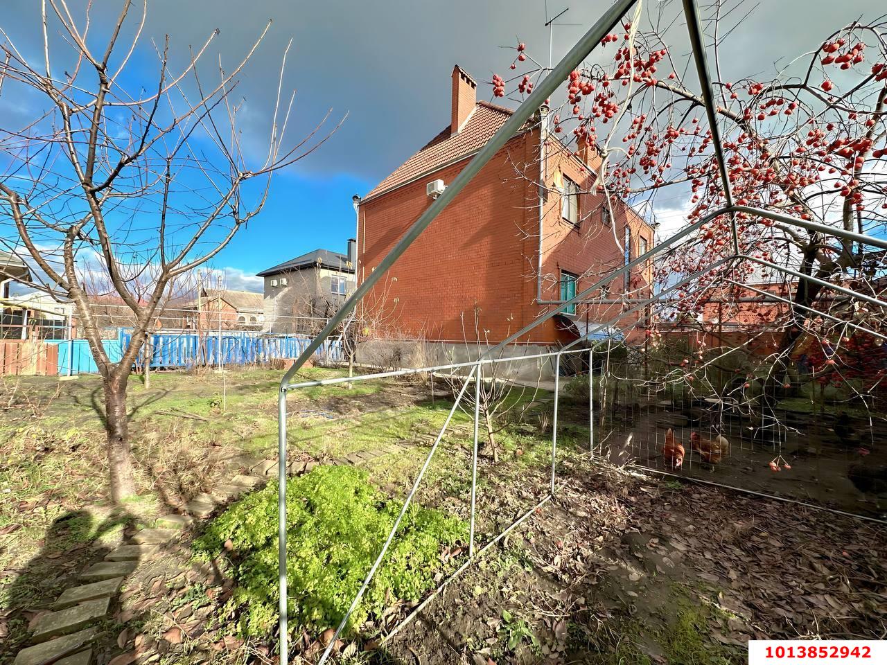 Фото №14: Дом 241&nbsp;м² + 6.06&nbsp;сот., 3&nbsp;эт. - Краснодар, Прикубанский внутригородской округ, Калинино, мкр. Завод Радиоизмерительных Приборов, ул. имени Г.М. Плотниченко, 12