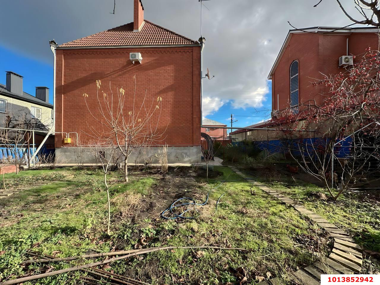 Фото №13: Дом 241&nbsp;м² + 6.06&nbsp;сот., 3&nbsp;эт. - Краснодар, Прикубанский внутригородской округ, Калинино, мкр. Завод Радиоизмерительных Приборов, ул. имени Г.М. Плотниченко, 12