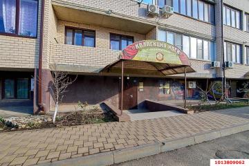 Фото №1: Торговое помещение 90 м², 6 эт. - Краснодар, мкр. Музыкальный, ул. имени Сергея Есенина, 82