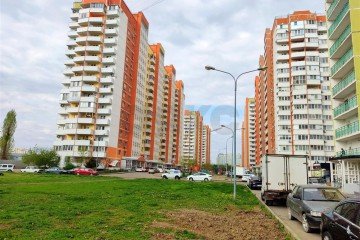 Фото №1: 2-комнатная квартира 58 м² - Краснодар, мкр. Микрохирургии глаза, ул. Академика Лукьяненко, 24