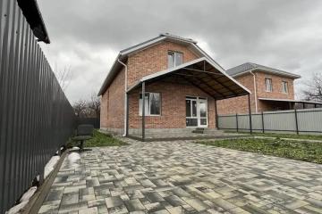 Фото №1: Дом 150&nbsp;м² + 4&nbsp;сот., 2&nbsp;эт. - Краснодар, ст КНИИСХ, ул. Грушевая, 199