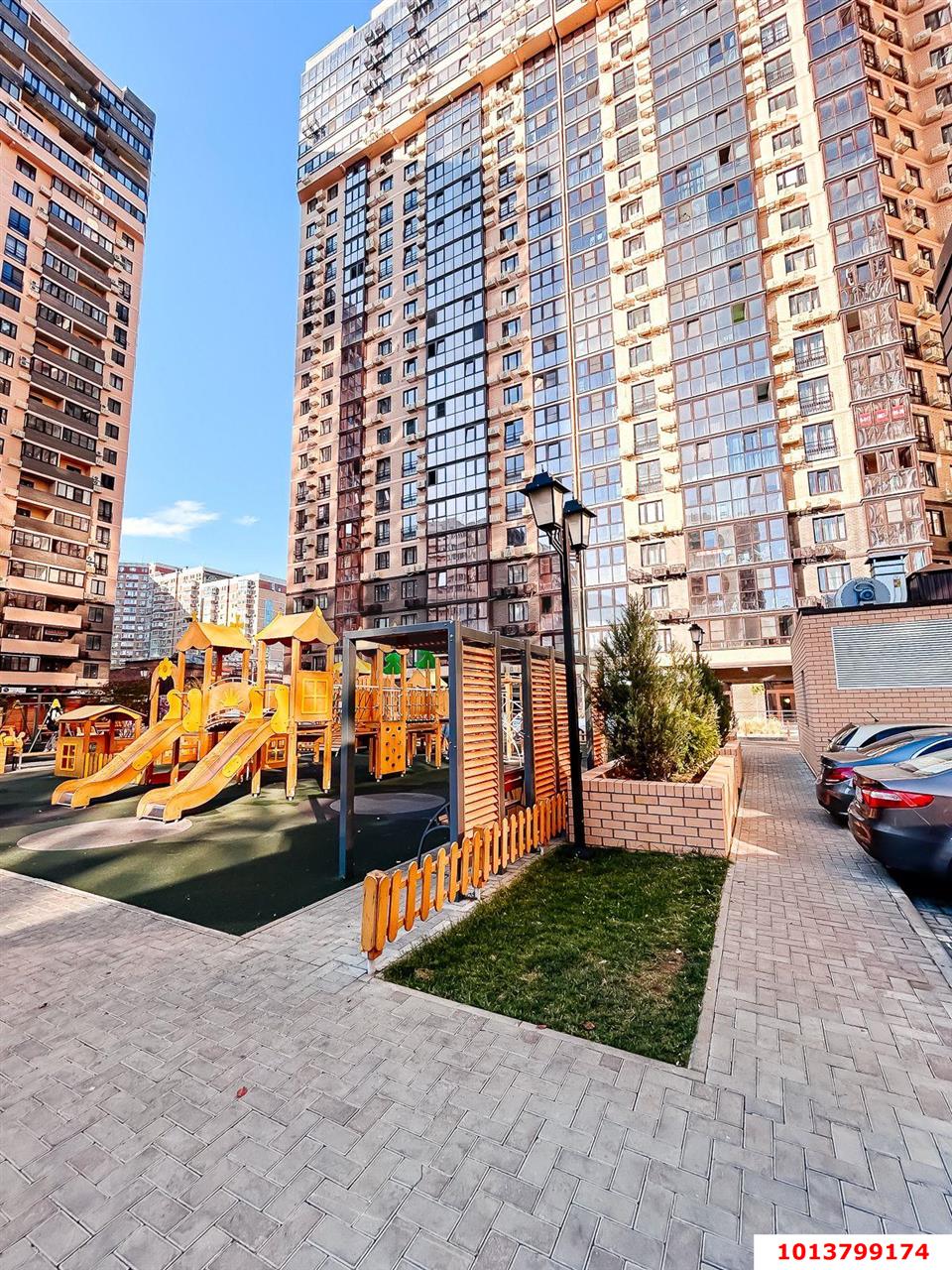 Фото №1: 3-комнатная квартира 75&nbsp;м², 14/24&nbsp;эт. - Краснодар, Западный внутригородской округ, Фестивальный, мкр. ЖК Маршал, ул. Гаражная, 87