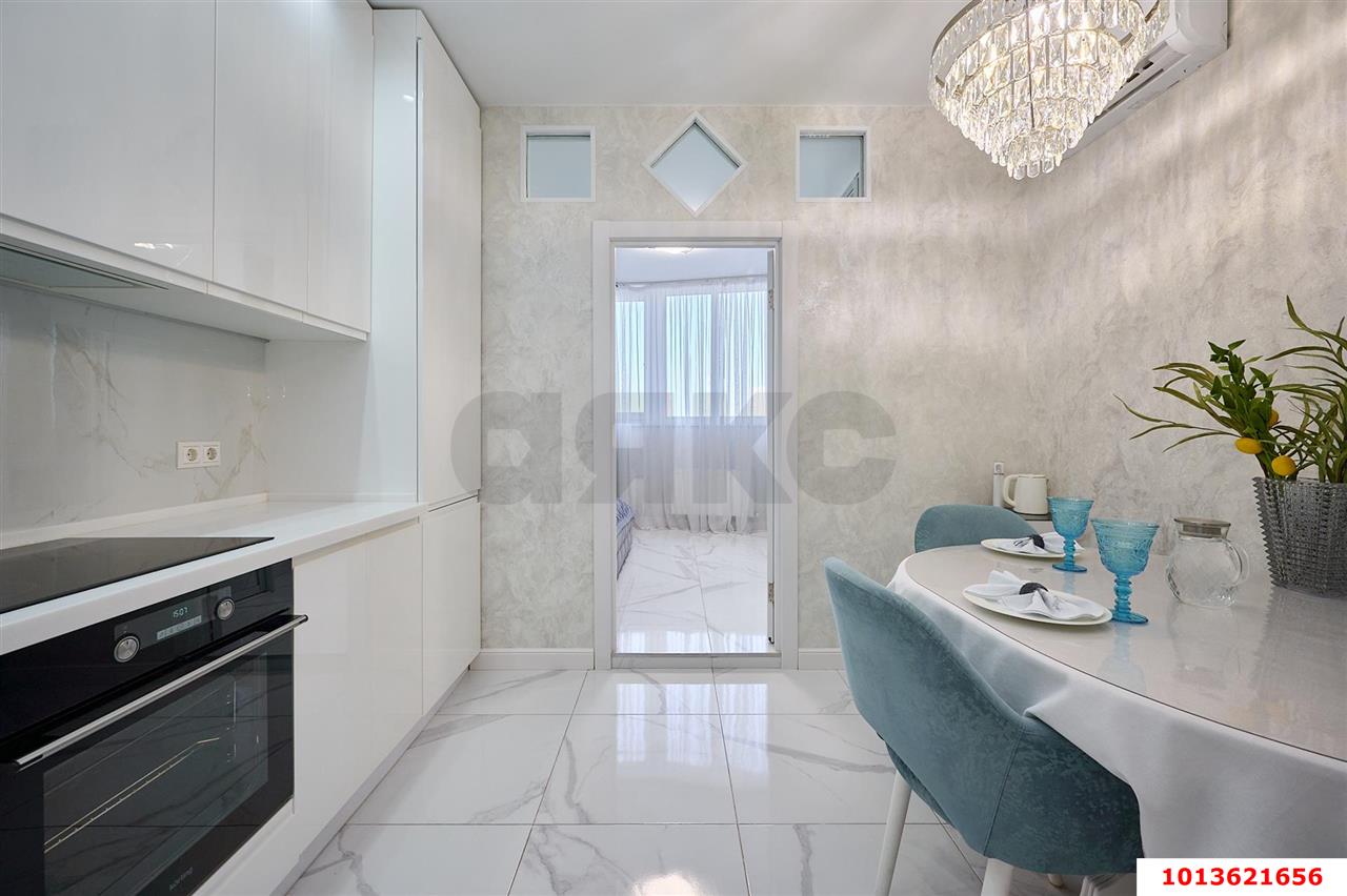 Фото №4: 2-комнатная квартира 52&nbsp;м², 4/16&nbsp;эт. - Краснодар, Западный внутригородской округ, мкр. Кожзавод, ул. Минская, 118/2