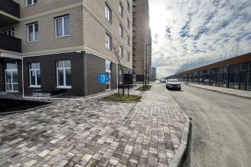 Фото №1: Торговое помещение 31&nbsp;м², 1/16&nbsp;эт. - Краснодар, мкр. жилой комплекс Дыхание, ул. Лётчика Позднякова, 2к15