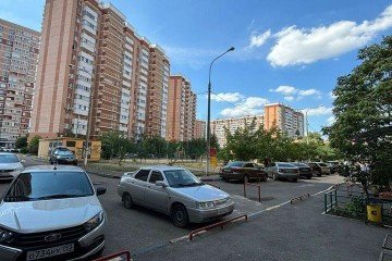 Фото №2: Торговое помещение 58 м² - Краснодар, мкр. Военный городок № 109, ул. Кореновская, 61