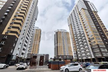 Фото №1: 3-комнатная квартира 108 м², 20/24 эт. - Краснодар, мкр. жилой комплекс Элегант, ул. Старокубанская, 137/1