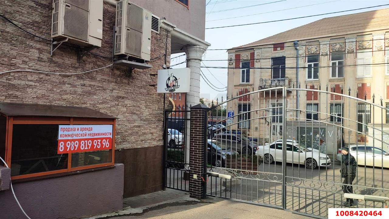 Фото №4: Торговое помещение 165&nbsp;м², 14&nbsp;эт. - Краснодар, Западный внутригородской округ, мкр. Центральный, ул. Гимназическая, 30