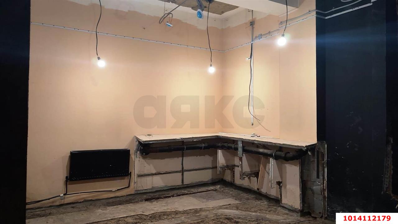 Фото №9: Торговое помещение 165&nbsp;м², 18&nbsp;эт. - Краснодар, Западный внутригородской округ, мкр. Центральный, ул. Гимназическая, 30