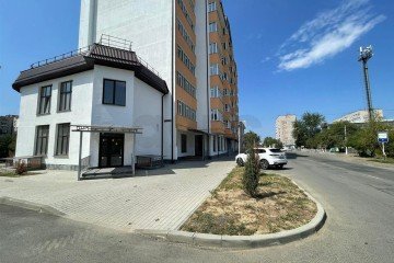 Фото №1: 2-комнатная квартира 63 м² - Белореченск, ул. Луначарского, 119