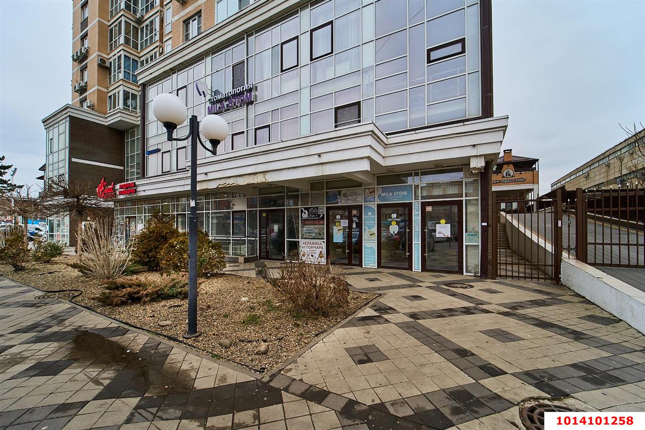 Фото №12: Торговое помещение 53&nbsp;м², -1/18&nbsp;эт. - Краснодар, Центральный внутригородской округ, ЖК Одесский, мкр. Центральный, ул. Коммунаров, 270