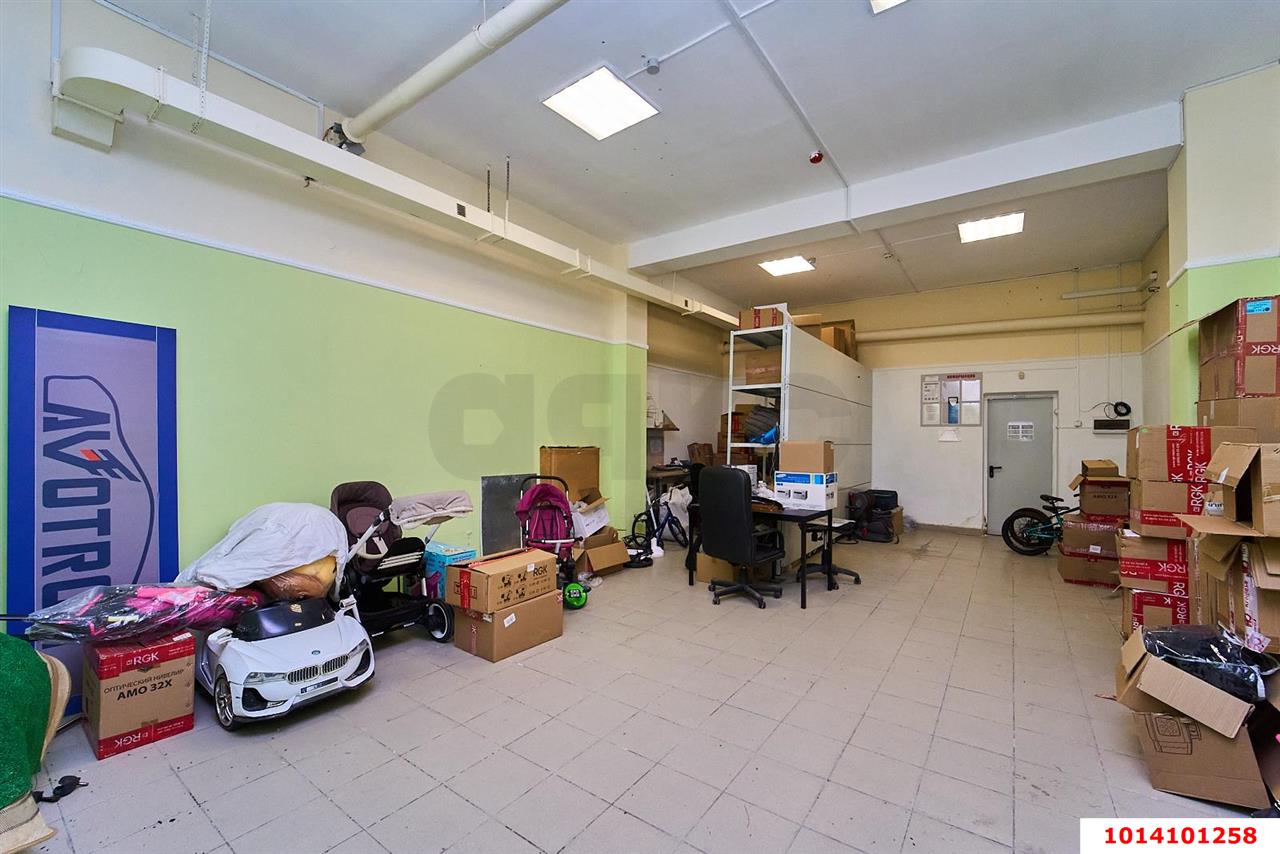 Фото №3: Торговое помещение 53&nbsp;м², -1/18&nbsp;эт. - Краснодар, Центральный внутригородской округ, ЖК Одесский, мкр. Центральный, ул. Коммунаров, 270