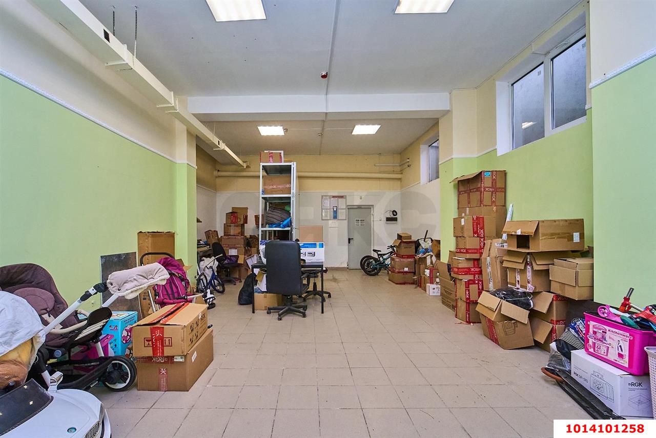 Фото №4: Торговое помещение 53&nbsp;м², -1/18&nbsp;эт. - Краснодар, Центральный внутригородской округ, ЖК Одесский, мкр. Центральный, ул. Коммунаров, 270