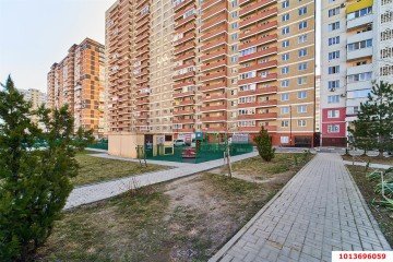 Фото №1: 1-комнатная квартира 40 м² - Краснодар, мкр. Почтовый, пр-кт имени писателя Знаменского, 9к2