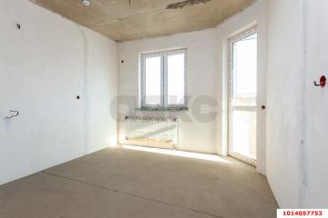 Фото №1: 1-комнатная квартира 35 м², 1/10 эт. - Краснодар, мкр. жилой комплекс Южане, ул. Даниила Смоляна, 78