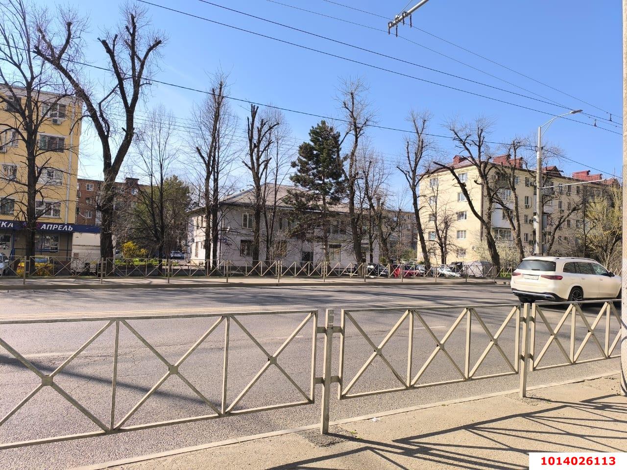 Фото №1: Торговое помещение 515&nbsp;м², 1/2&nbsp;эт. - Краснодар, Прикубанский внутригородской округ, мкр. Авиагородок, ул. Авиагородок, 8