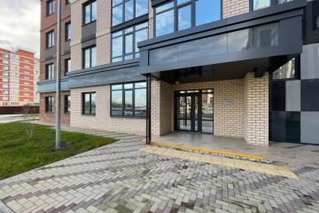 Фото №1: 3-комнатная квартира 70 м², 1/9 эт. - Краснодар, мкр. жилой комплекс Облака, ул. имени Генерала Корнилова, 9к2