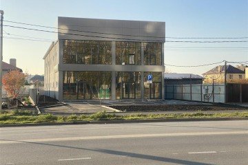 Фото №4: Торговое помещение 550 м² - Краснодар, п. Калинино, ул. Батуринская, 41